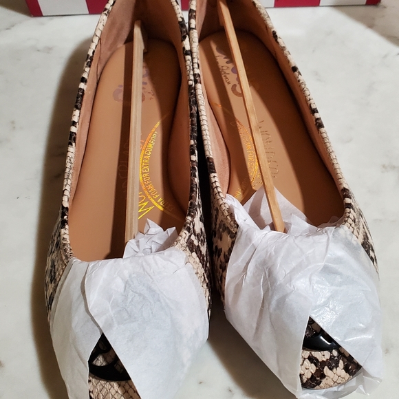 Sam Edelman NWT in Box snakeskin flats - Picture 4 of 5